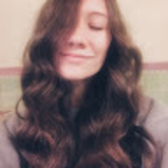 Meet your Posher, Jules - Picture 1 of 1